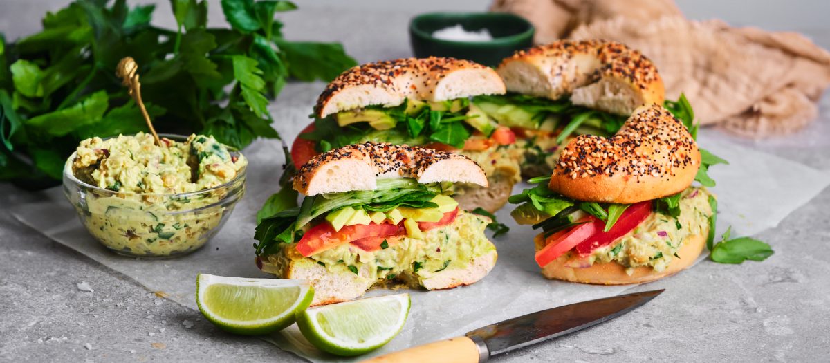 Krämig bagel med Avokado Lime
