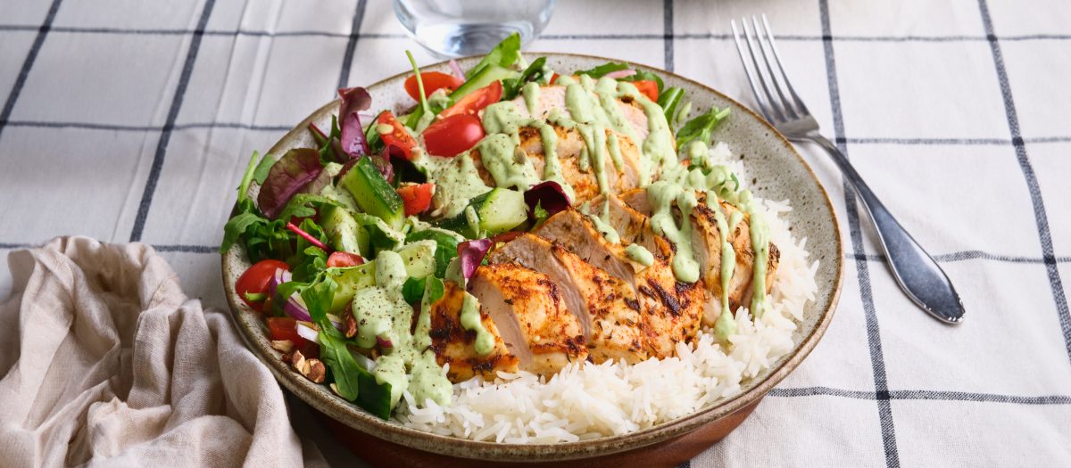 Kyckling med ris och Avokado Lime